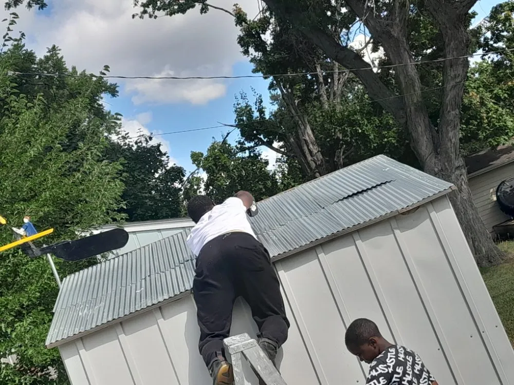 Expert yard maintenance with custom design in Cedar Rapids, IA by Affordable cut & go pro