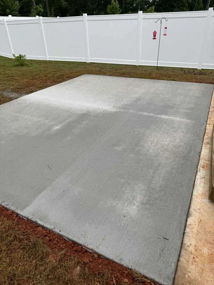 Local lawn care service for residential properties in King, NC by Affordable Cuts