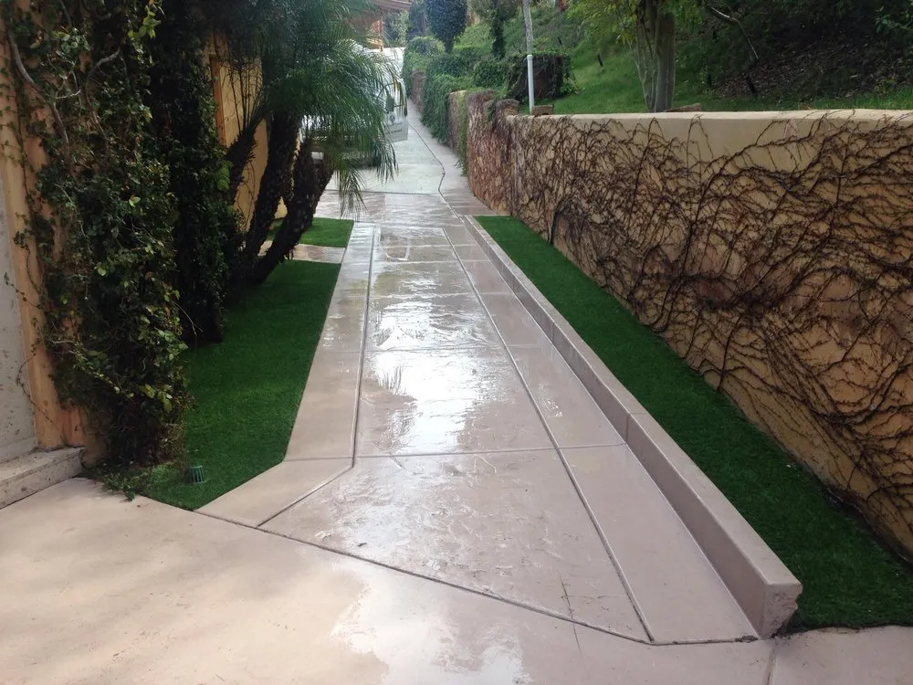 Reliable yard cleanup service in San Diego, CA - Affordable Landscape