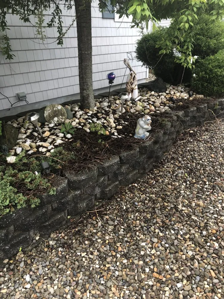 Custom garden landscaping in Brick Township, NJ by Affordable Landscaping