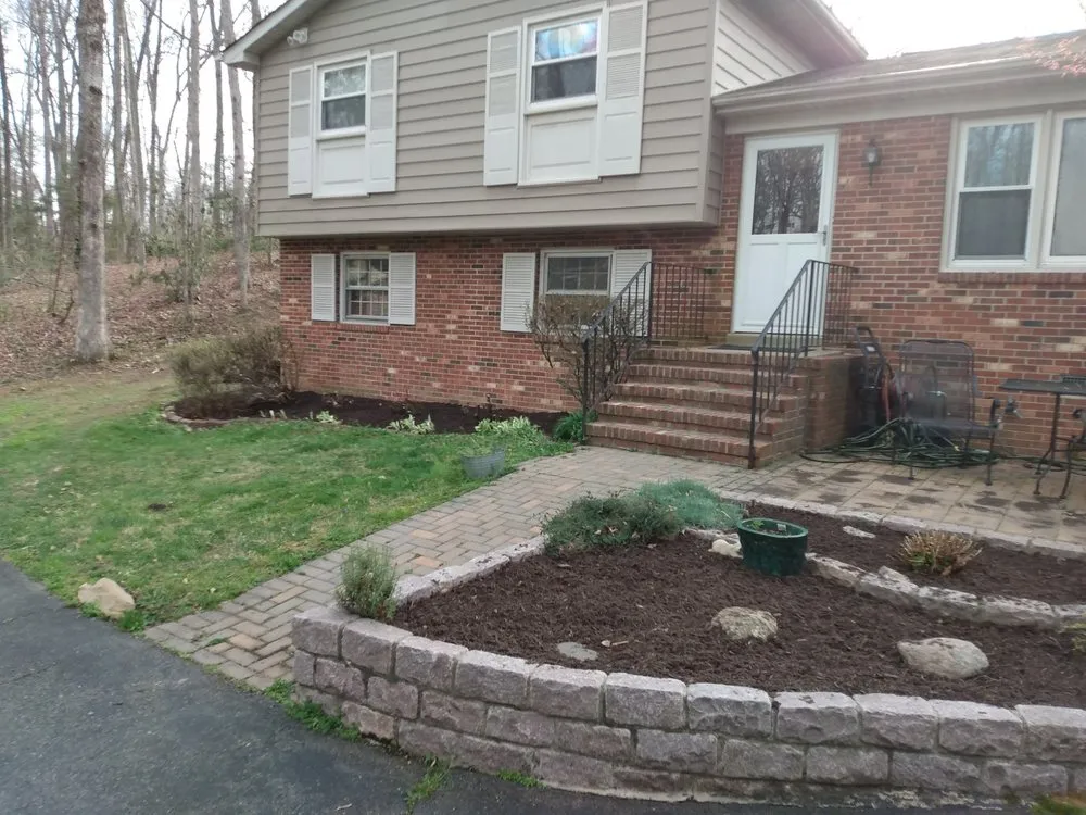 Affordable yard maintenance experts serving Fredericksburg, VA - Affordable Lawn and Landscaping