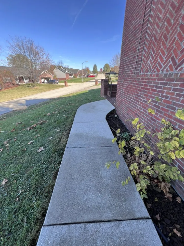 Top-rated landscape installation for year-round maintenance across Frankfort, KY - Affordable Lawn Care & Landscaping