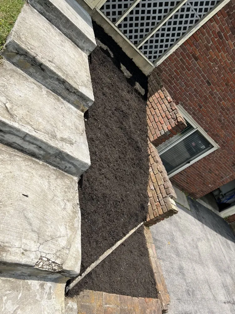 Expert yard maintenance in Frankfort, KY - Affordable Lawn Care & Landscaping