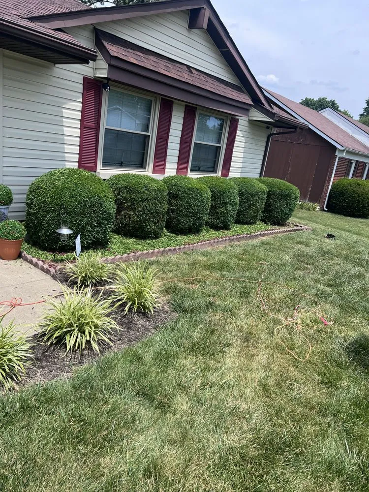 Affordable yard cleanup service with custom design in Frankfort, KY by Affordable Lawn Care & Landscaping