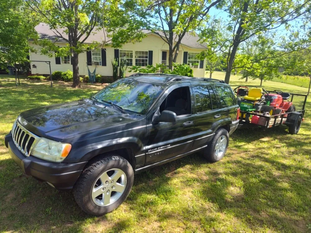 Expert lawn mowing service near you across Maiden, NC - Affordable Lawn Care and Junk Removal