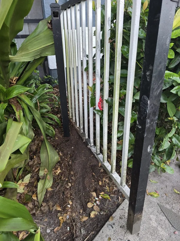 Affordable lawn mowing service for year-round maintenance across Southeast Arcadia, FL - Affordable Lawn Cuts & HandyMan Services