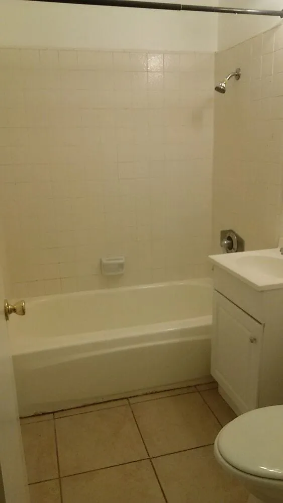 Top-rated lawn mowing service in Harbor City, CA - Affordable Professional Reliable House Cleaning