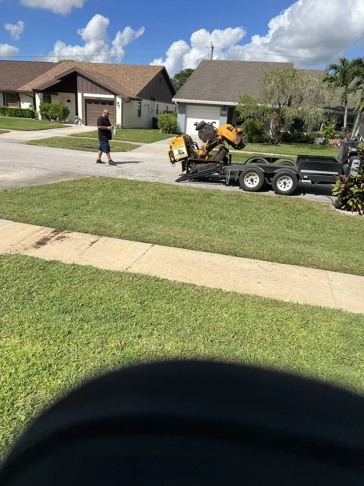 Trusted garden landscaping experts serving Royal Palm Beach, FL - Affordable Stump Grinding