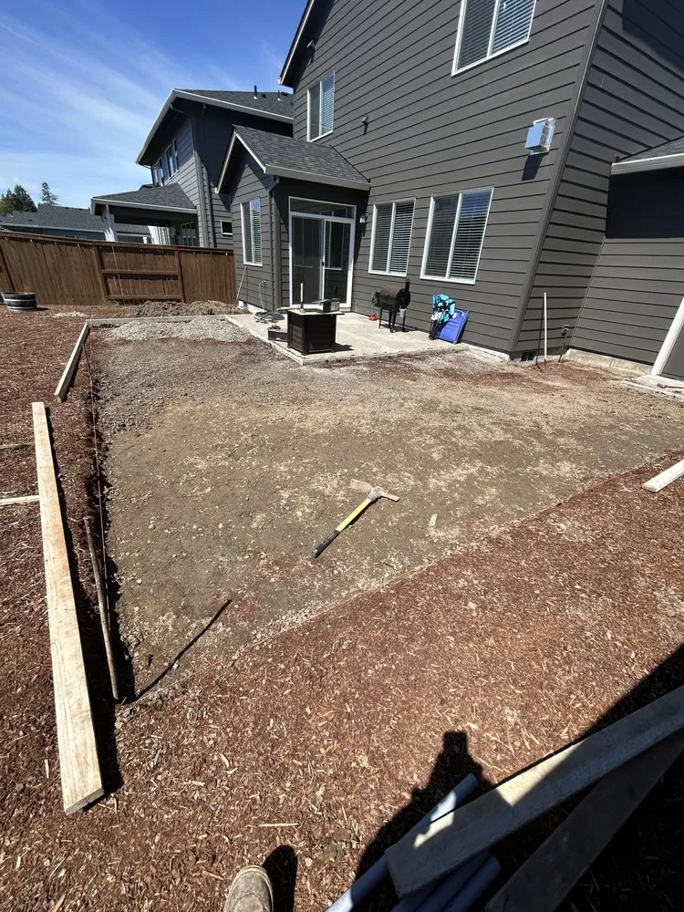 Trusted yard cleanup service in Portland, OR by AG General Contractor