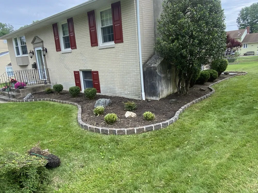 Custom yard cleanup service in Rising Sun, MD by A&G Landscape