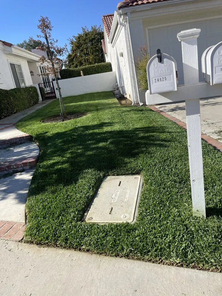 Affordable lawn mowing service in Santa Clarita, CA - AG Landscaping and Gardening Services