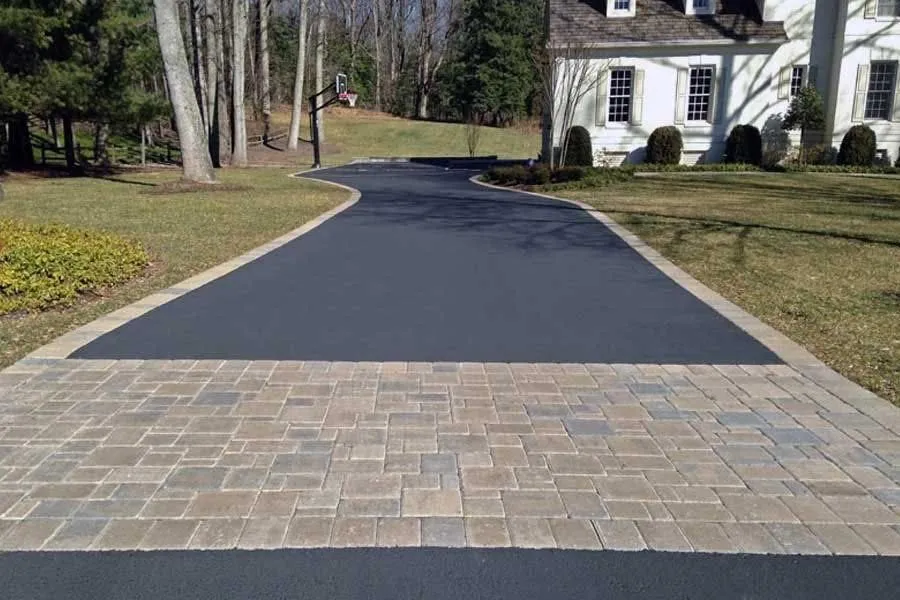 Reliable yard maintenance for beautiful yards across Keyport, NJ - AG Landscaping