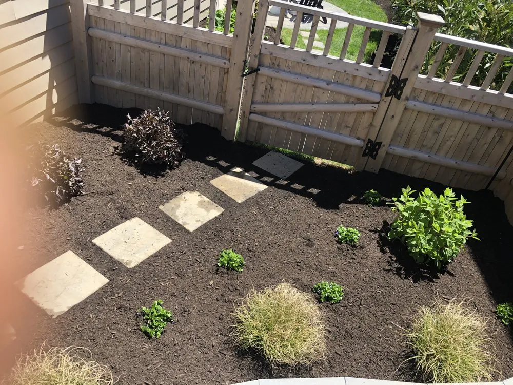 Custom lawn mowing service in Providence, RI by A&G Landscaping