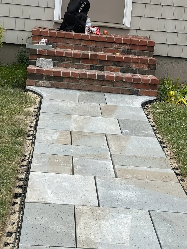 Professional residential landscaping for year-round maintenance in Providence, RI by A&G Landscaping