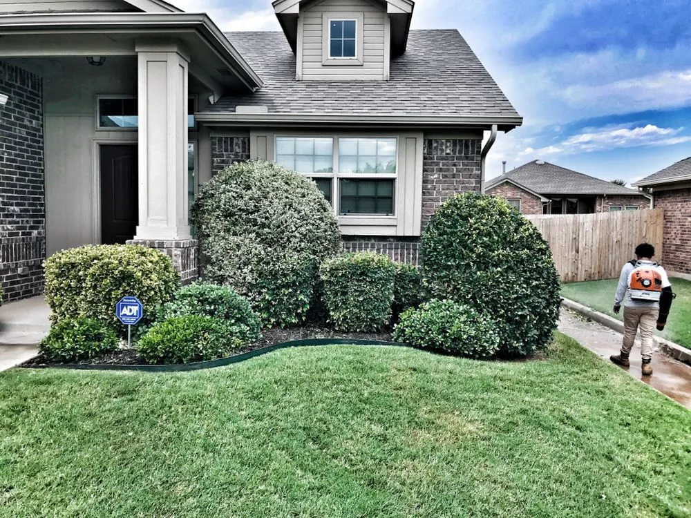 Top-rated yard maintenance in Edmond, OK - AG Lawn & Landscape