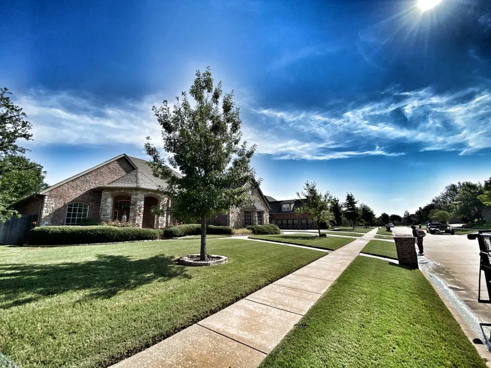 Affordable lawn care service in Edmond, OK by AG Lawn & Landscape