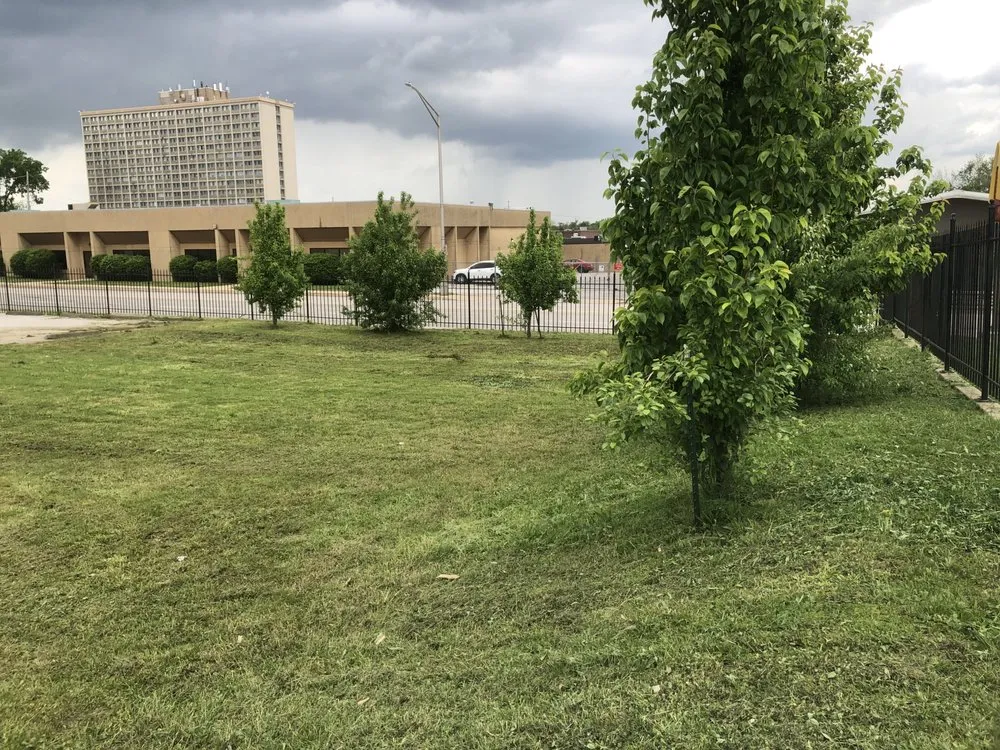 Affordable garden landscaping in Kansas City, KS - AG Lawn Clare