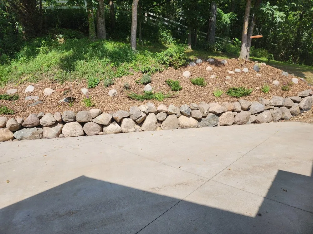 Local landscape installation experts serving Pinckney, MI - A&G LawnCare