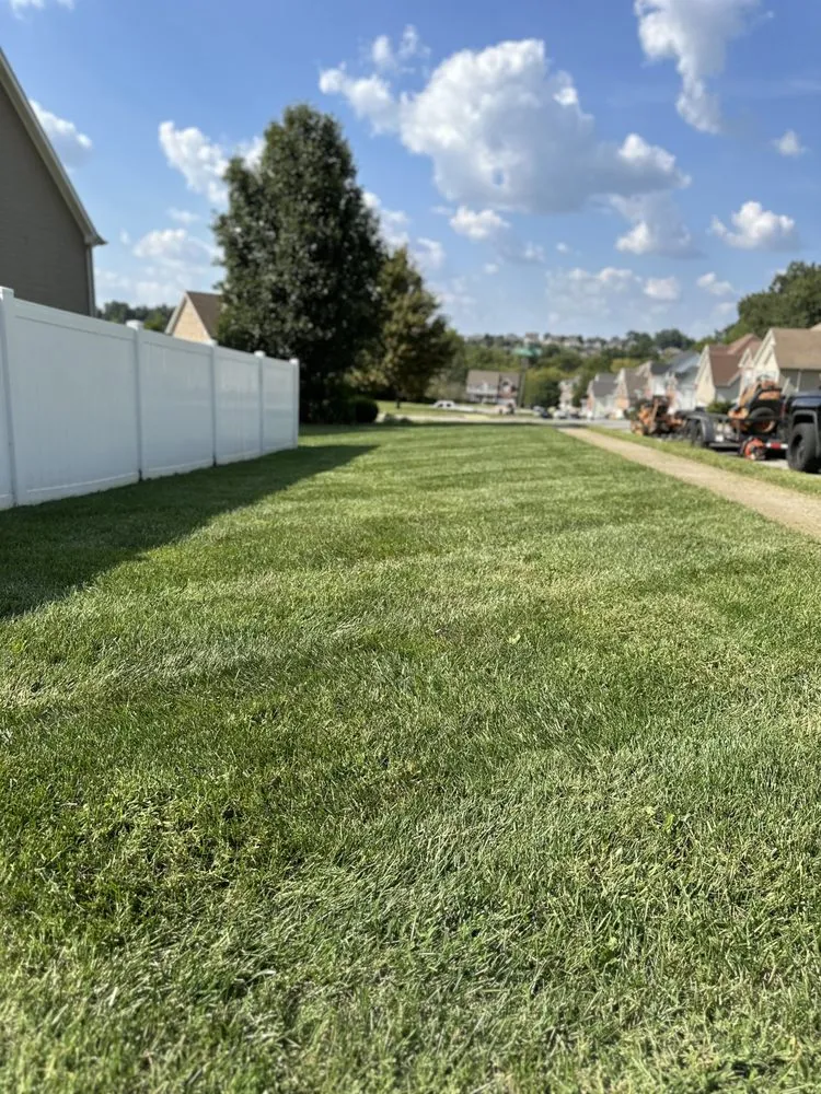 Custom garden landscaping in Clarksville, TN by AG Mowing