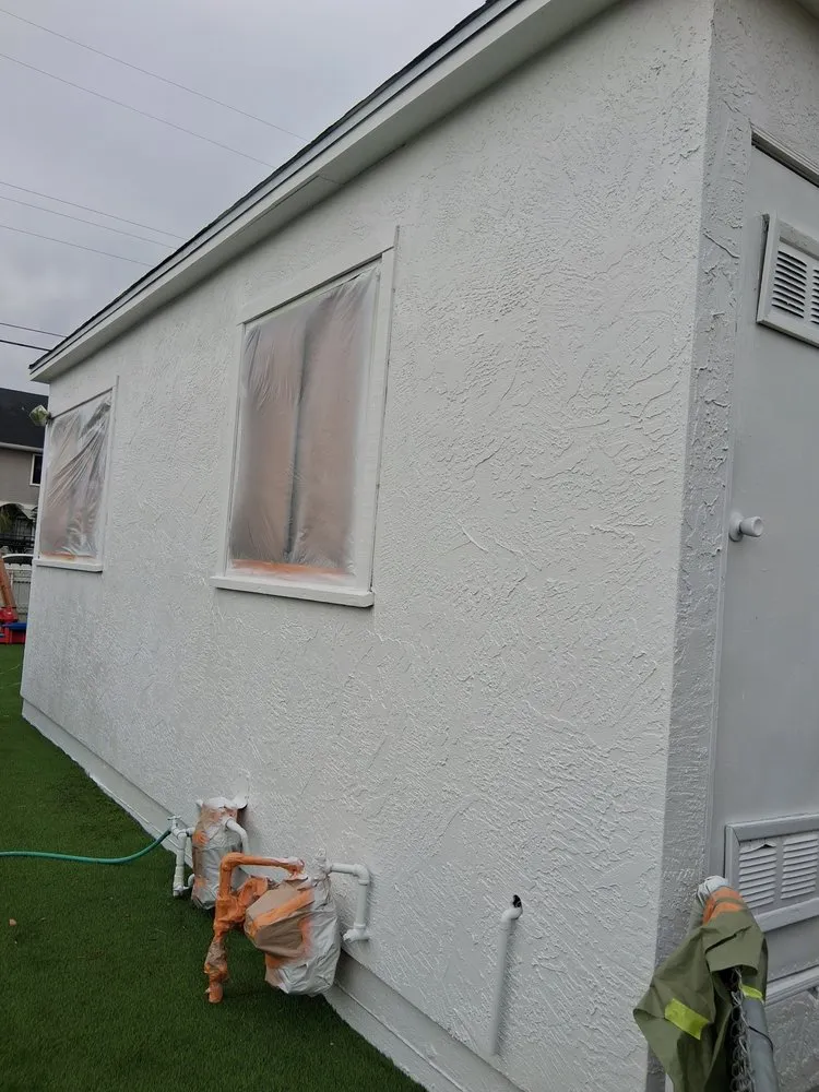 Reliable yard cleanup service for beautiful yards in San Diego, CA by A&G Remodeling