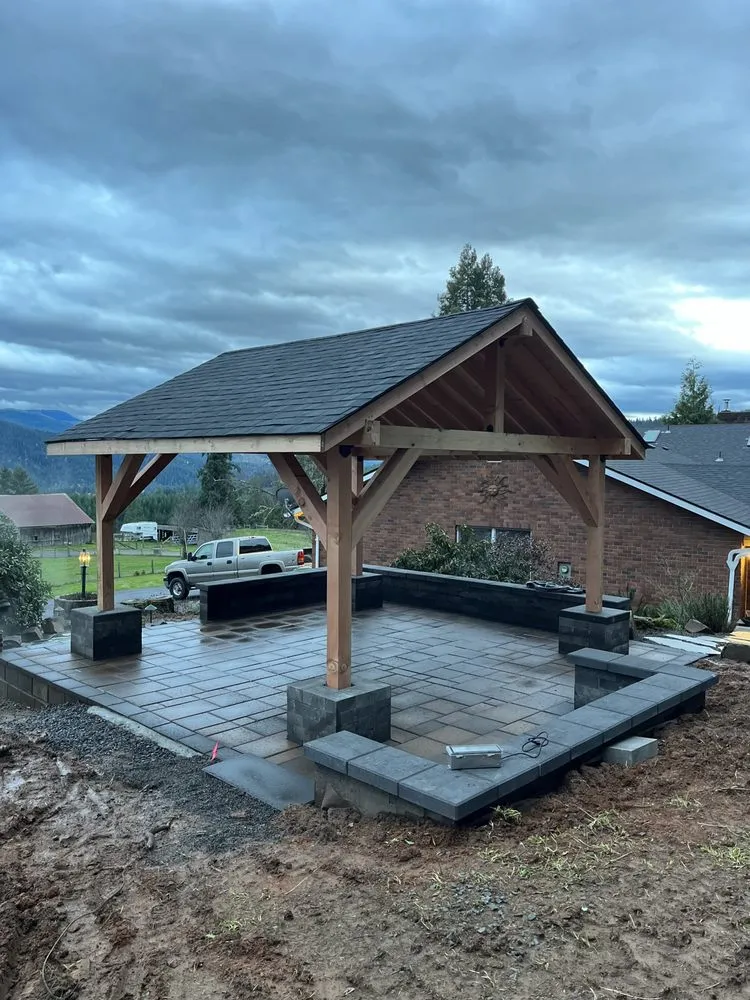 Custom landscape design experts serving Eugene, OR - AG Yard Care