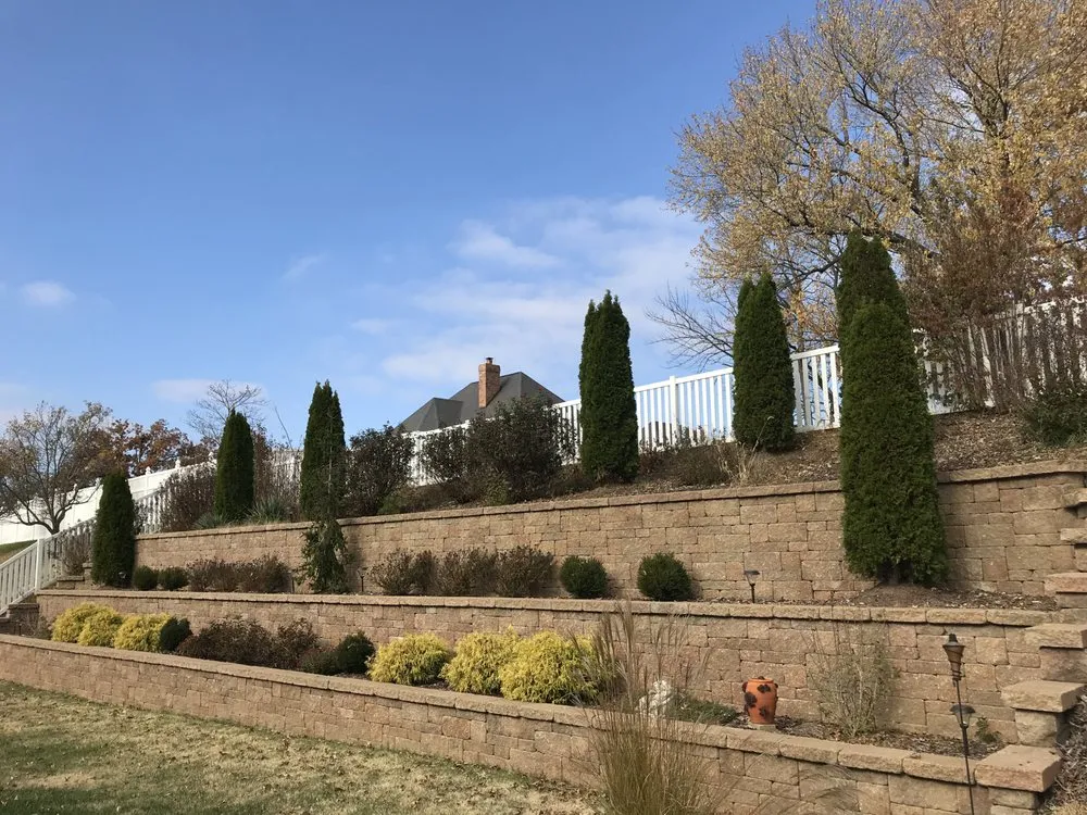 Local landscape installation experts serving St. Louis, MO - Agape Retaining Walls