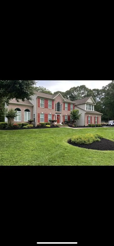 Professional yard cleanup service experts serving Pasadena, MD - Agar Lawn Care