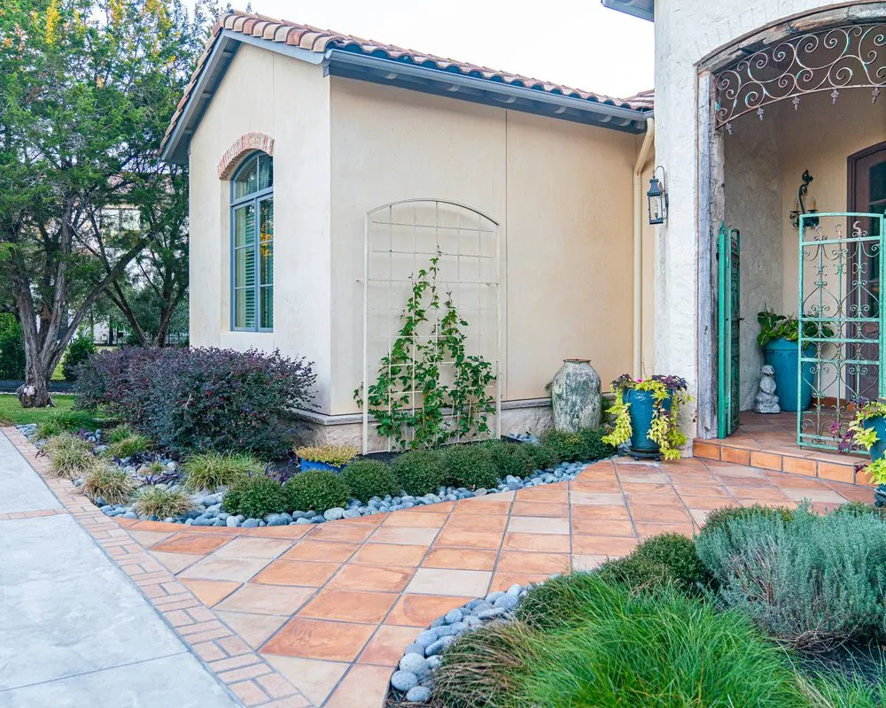 Expert garden landscaping for outdoor upgrades across Georgetown, TX - Agave LD