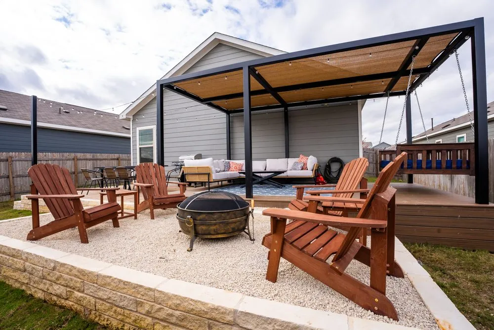 Custom lawn mowing service for homes in Rollingwood, TX by Agave LD