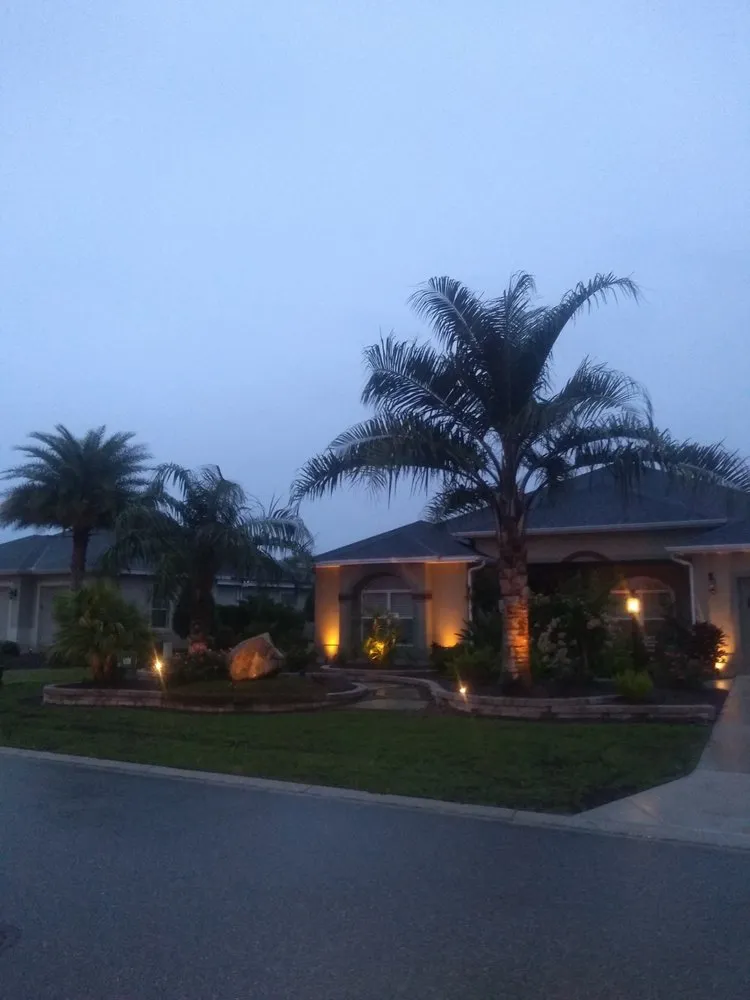 Affordable lawn care service experts serving Oxford, FL - AGC GroundScapes