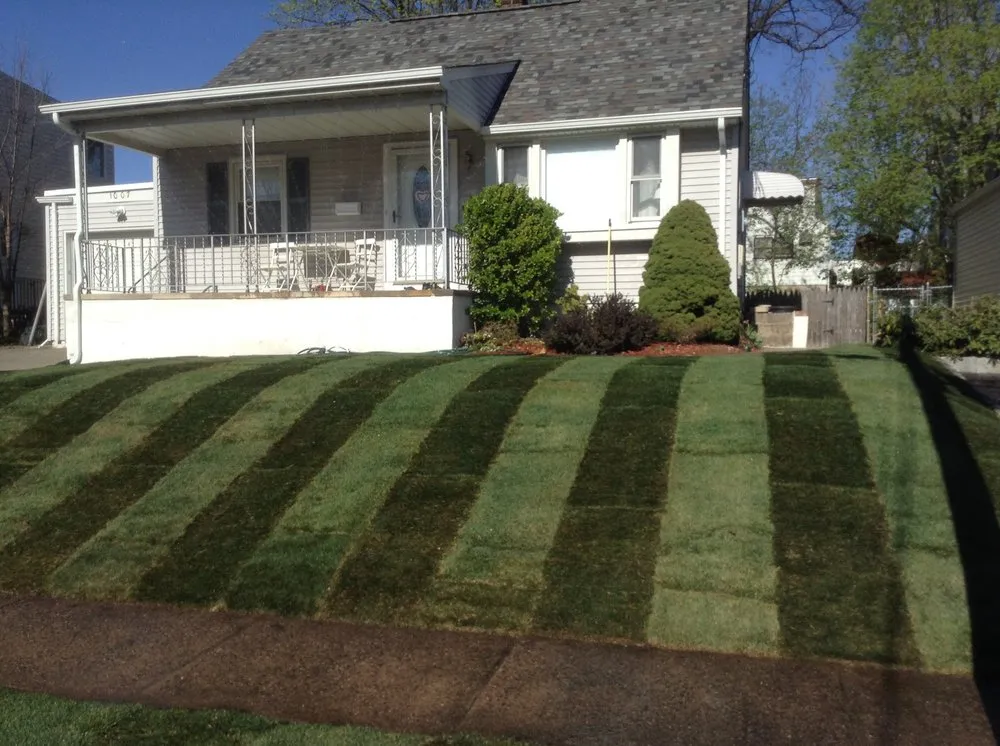 Expert lawn mowing service experts serving Little Ferry, NJ - Agila C Services Landscape & Design