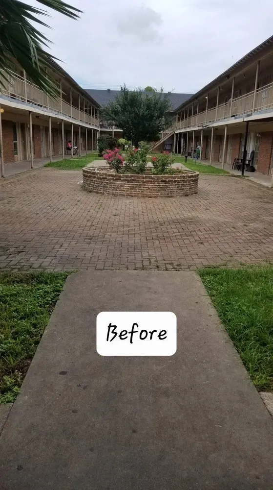 Local lawn mowing service in Houston, TX - AGM Lawn Care Service