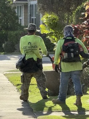 Agmata Yard Service Logo