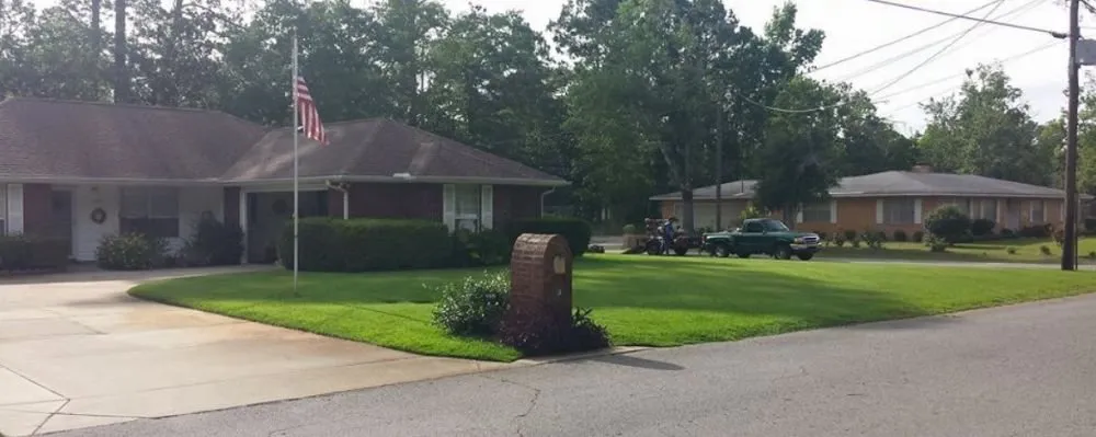 Trusted yard maintenance in Panama City, FL by Agorist Lawn & Land