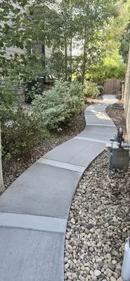 AGR Landscape & Construction Logo