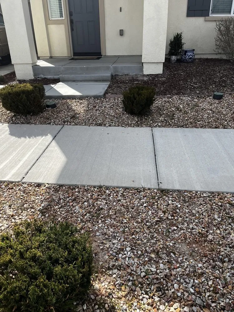 Custom yard cleanup service in Lancaster, CA - Agro-Tech Landscape Construction