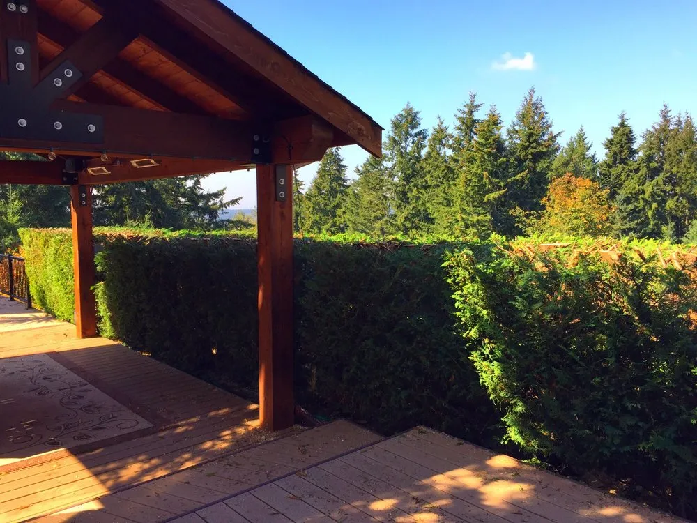 Expert garden landscaping for homes in Federal Way, WA by Agro Tree Service