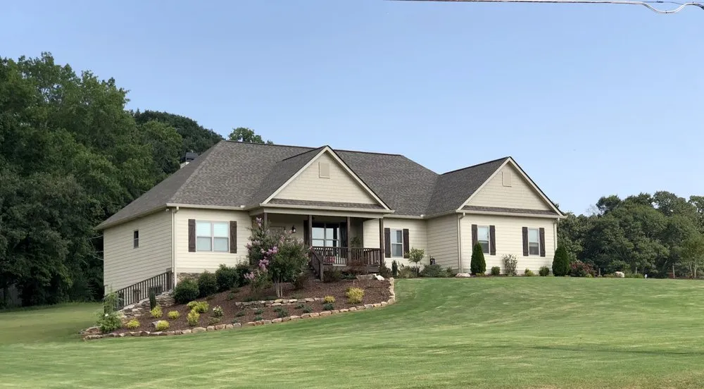 Affordable landscape design experts serving Woodstock, GA - Agropro Lawn Care Specialists