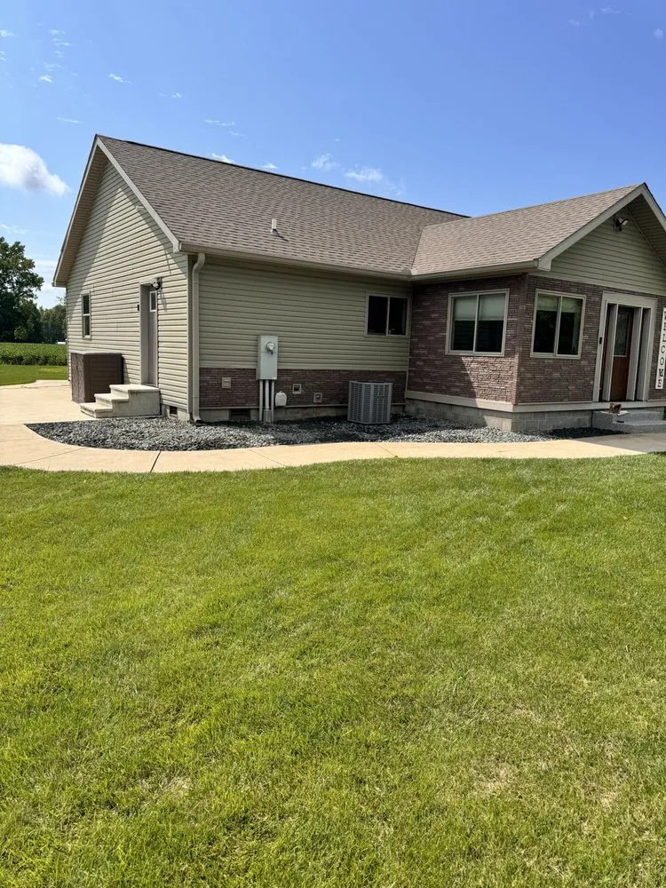 Expert lawn mowing service for homes across Brazil, IN - Agrovision