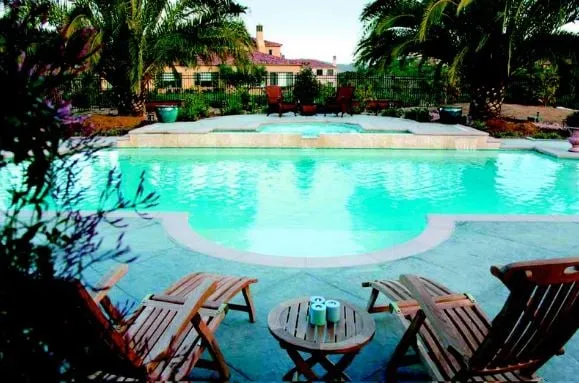 Expert landscaping services for homes in La Mesa, CA by Agua Tierra