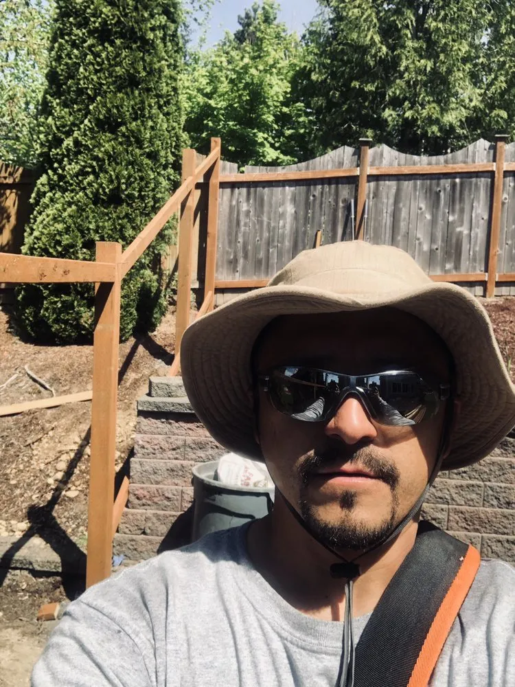 Top-rated lawn care service for year-round maintenance in Everett, WA by Aguayo General Contractor