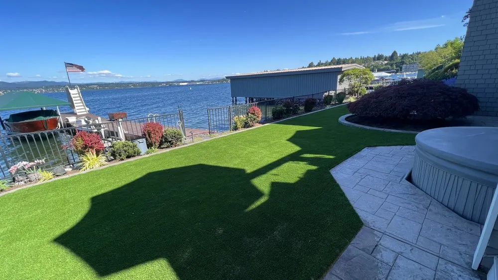 Local outdoor landscaping in Everett, WA by Aguayo General Contractor