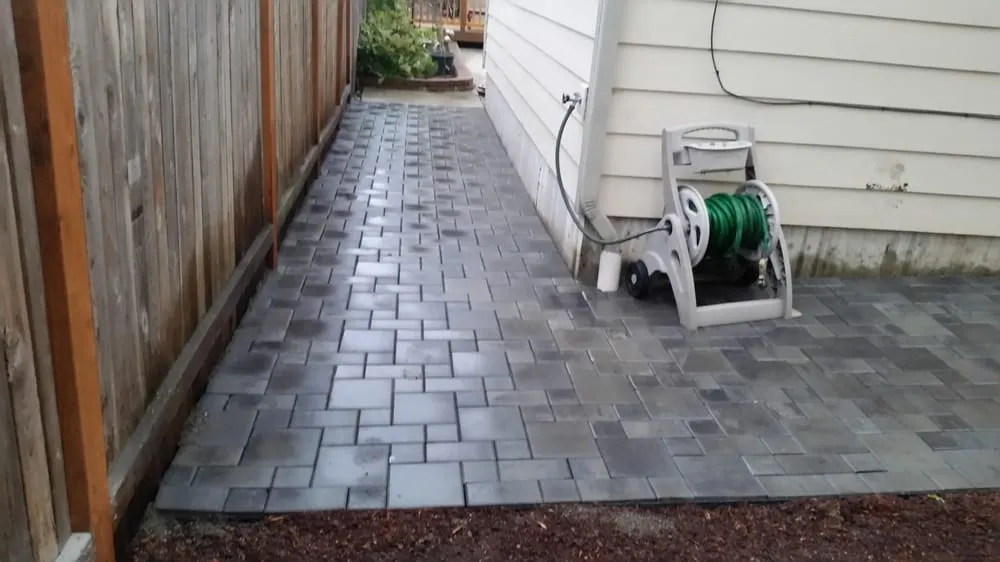 Reliable garden landscaping in Shoreline, WA - Aguayo Professional Gardener