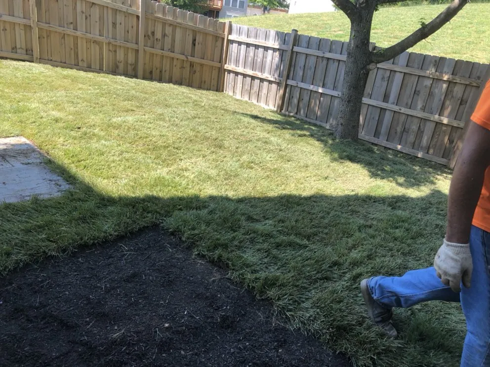 Custom lawn care service experts serving Manassas, VA - Aguila Landscaping