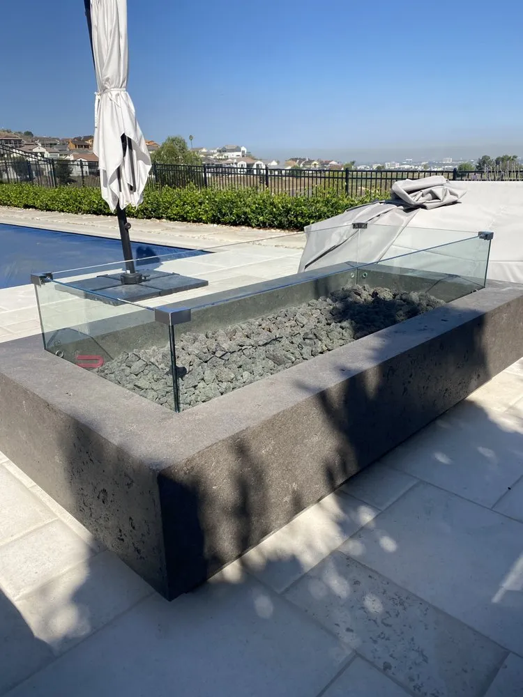 Reliable yard maintenance experts serving Rancho Palos Verdes, CA - Aguilar landscape