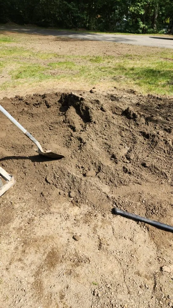 Custom yard maintenance experts serving Norwalk, CT - Aguilar Landscaping & Construction