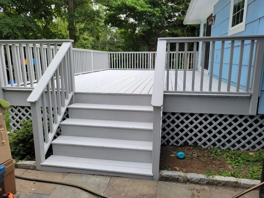 Local lawn care service in Norwalk, CT - Aguilar Landscaping & Construction