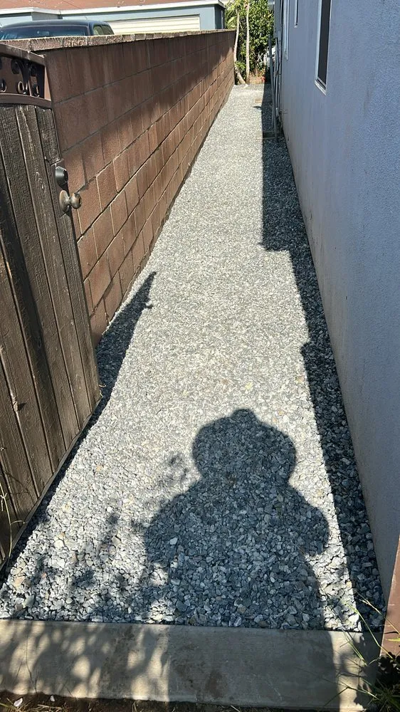 Custom lawn mowing service experts serving Bell Gardens, CA - Aguilar Landscaping