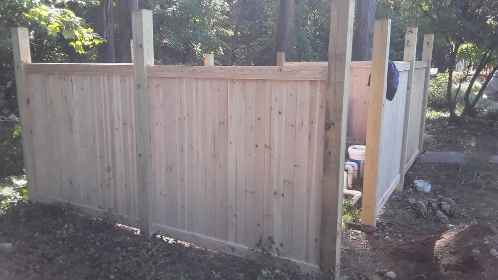 Top-rated yard maintenance experts serving Bridgeport, CT - Aguilar Landscaping