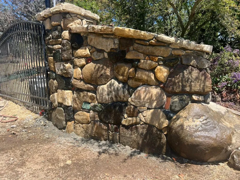 Local yard cleanup service experts serving Atascadero, CA - Aguilar Landscaping Maintenance